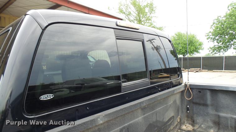 image for item DP9530 2008 Ford F350 Super Duty Crew Cab pickup truck