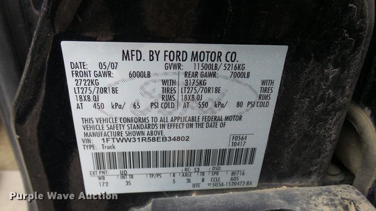 image for item DP9530 2008 Ford F350 Super Duty Crew Cab pickup truck