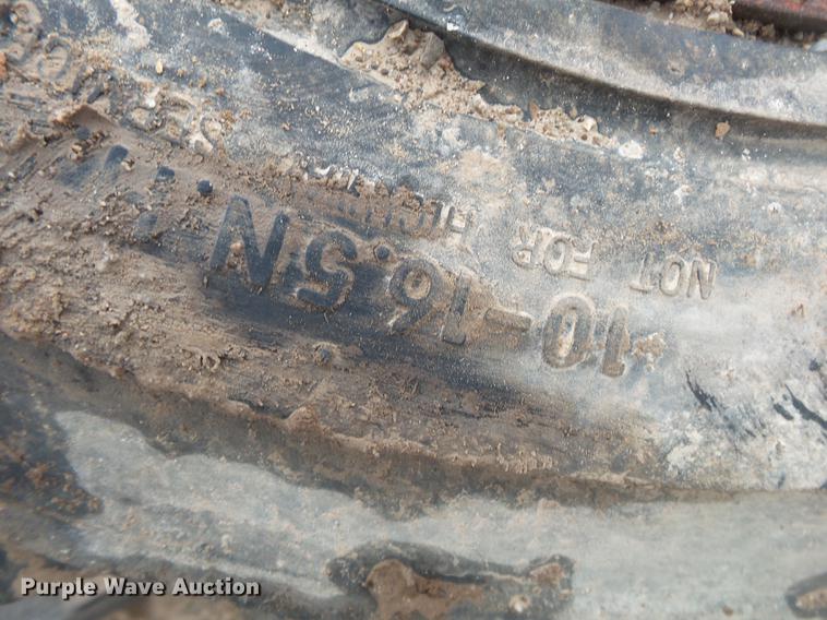 image for item DS9504 (2) wheels and tires