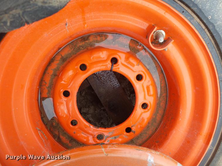 image for item DS9504 (2) wheels and tires