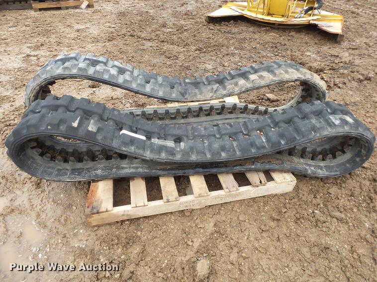 image for item DS9507 Skid steer tracks