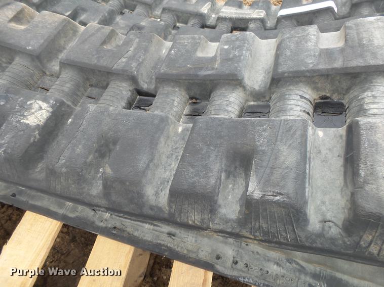 image for item DS9507 Skid steer tracks