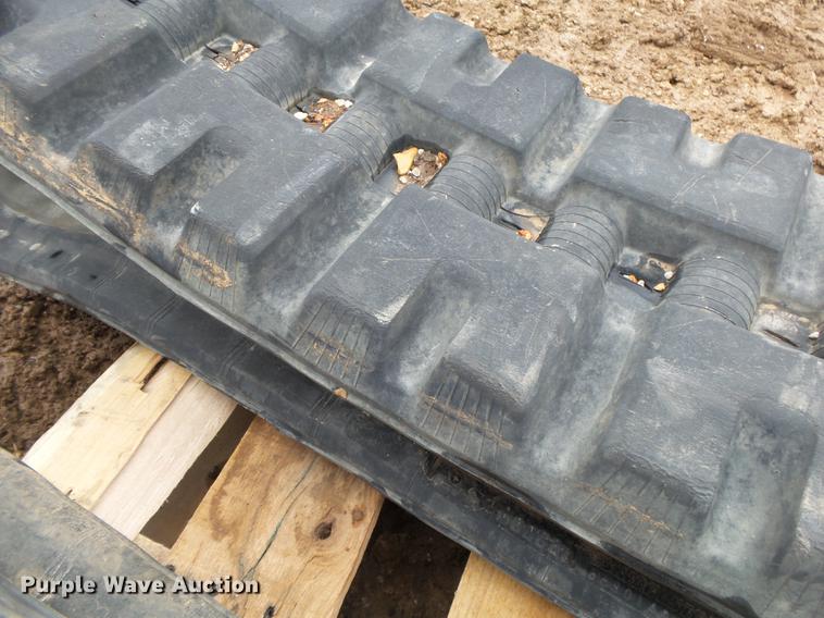image for item DS9507 Skid steer tracks
