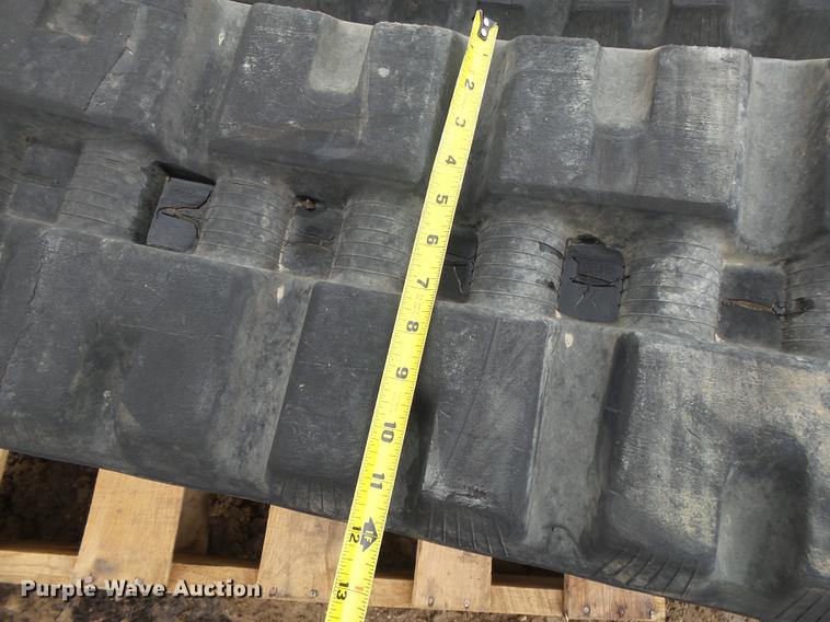 image for item DS9507 Skid steer tracks