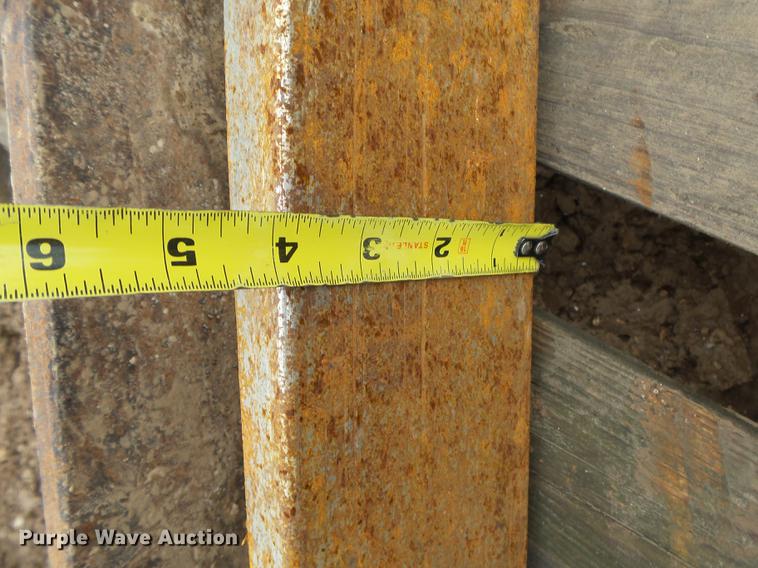 image for item DS9509 (2) pallet fork sets