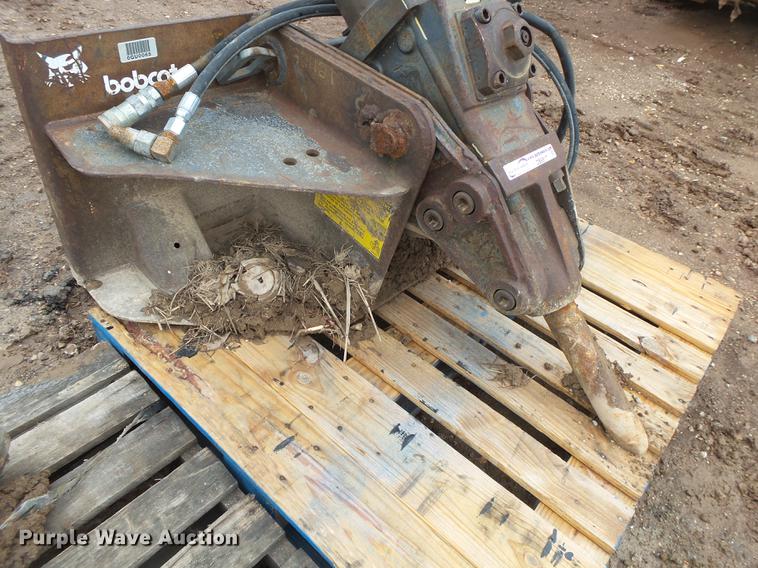 image for item DS9517 Bobcat 2500 breaker