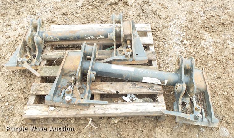 image for item DS9518 (2) Bobcat skid steer quick attachments