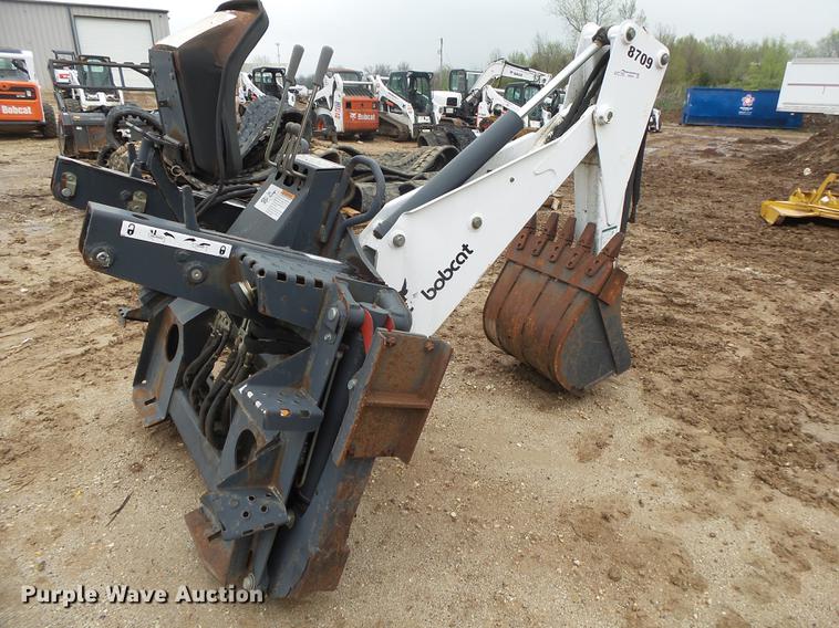 image for item DS9521 Bobcat 8709 backhoe attachment