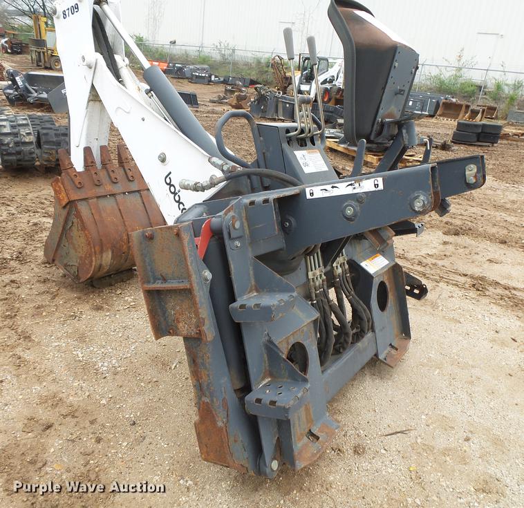 image for item DS9521 Bobcat 8709 backhoe attachment