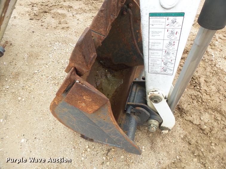 image for item DS9521 Bobcat 8709 backhoe attachment