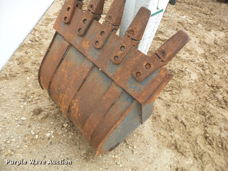 image for item DS9521 Bobcat 8709 backhoe attachment