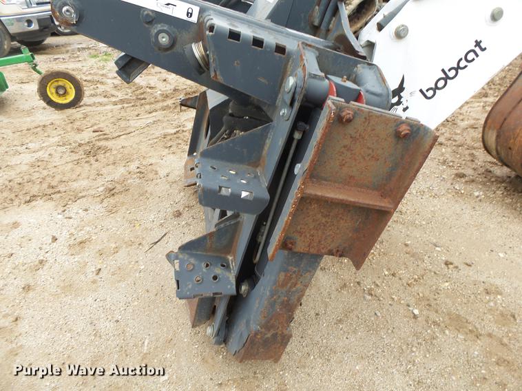image for item DS9521 Bobcat 8709 backhoe attachment