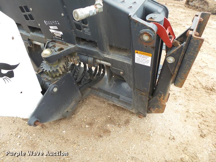 image for item DS9521 Bobcat 8709 backhoe attachment