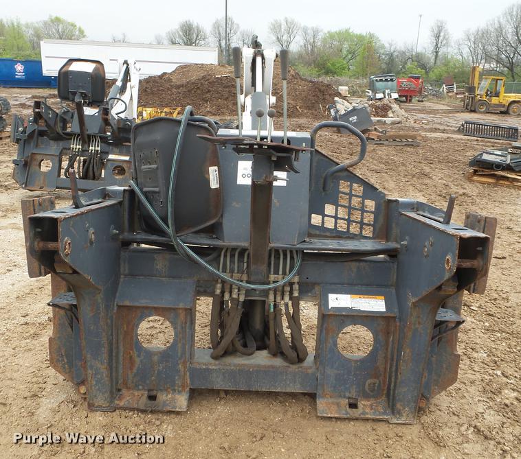 image for item DS9522 Bobcat 709FDS backhoe attachment