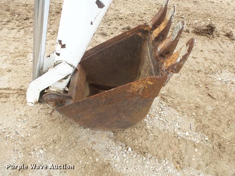 image for item DS9522 Bobcat 709FDS backhoe attachment