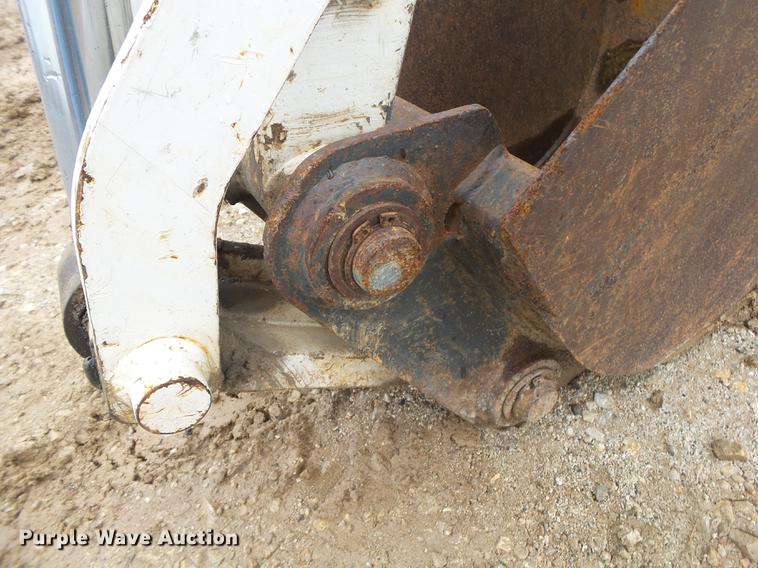 image for item DS9522 Bobcat 709FDS backhoe attachment