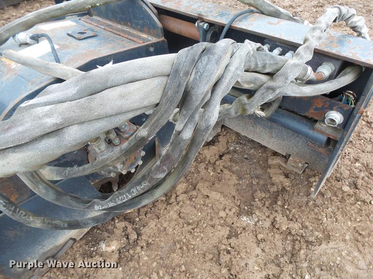 image for item DS9529 Bobcat cold planer