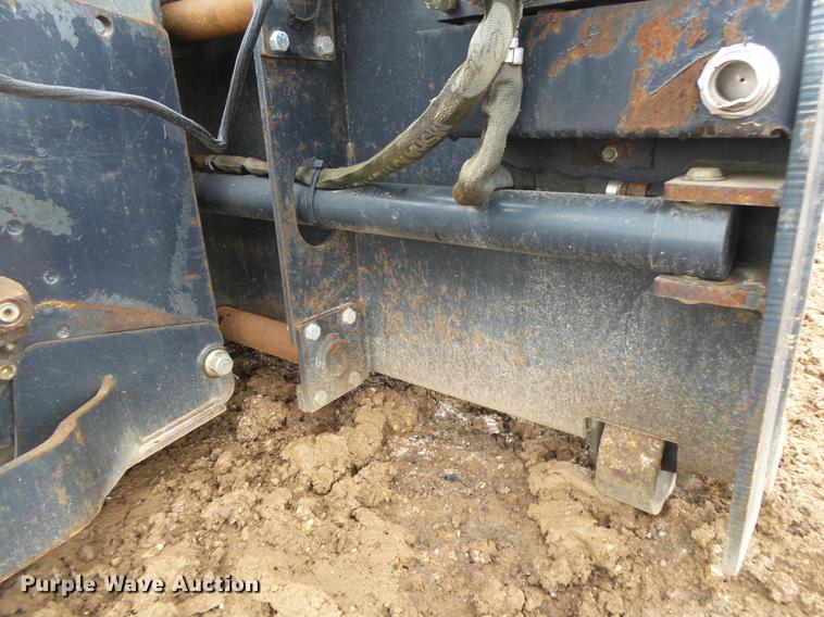 image for item DS9529 Bobcat cold planer