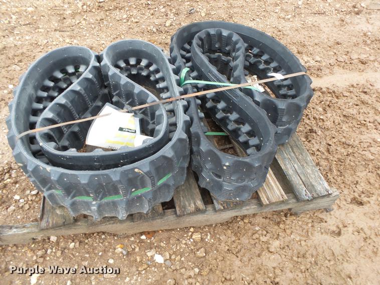 image for item DS9533 Trellbong rubber tracks