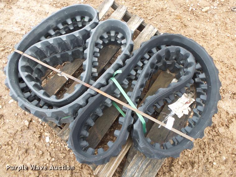 image for item DS9533 Trellbong rubber tracks