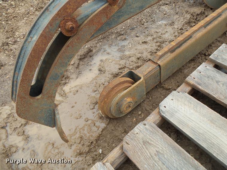 image for item DS9534 Bobcat LT313 skid steer trencher