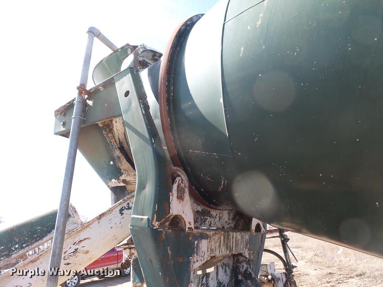 image for item DV9612 1979 Mack ready mix truck