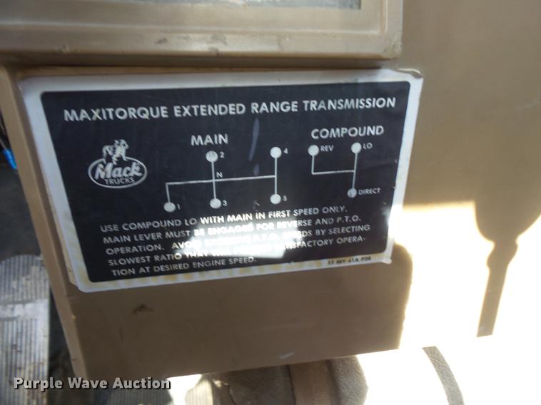 image for item DV9612 1979 Mack ready mix truck