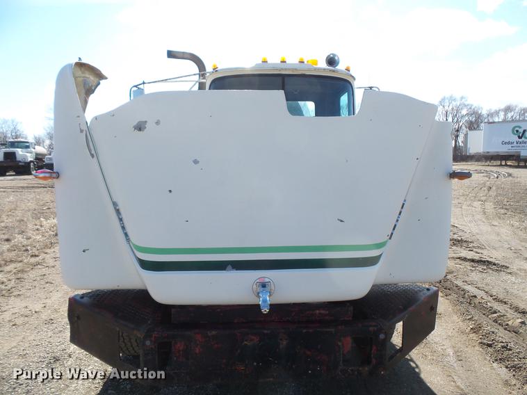 image for item DV9612 1979 Mack ready mix truck