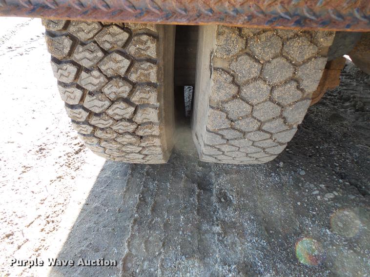 image for item DV9612 1979 Mack ready mix truck