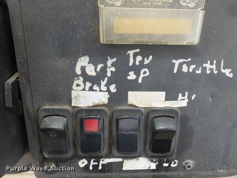 image for item DV9719 2002 Ingersoll Rand SD122DX single drum vibratory roller