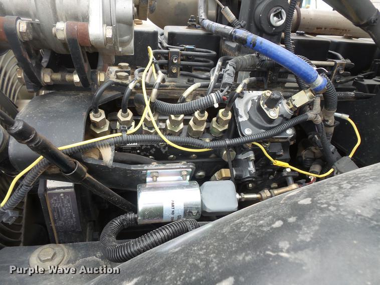 image for item DV9719 2002 Ingersoll Rand SD122DX single drum vibratory roller