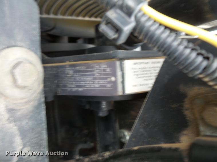 image for item DV9719 2002 Ingersoll Rand SD122DX single drum vibratory roller