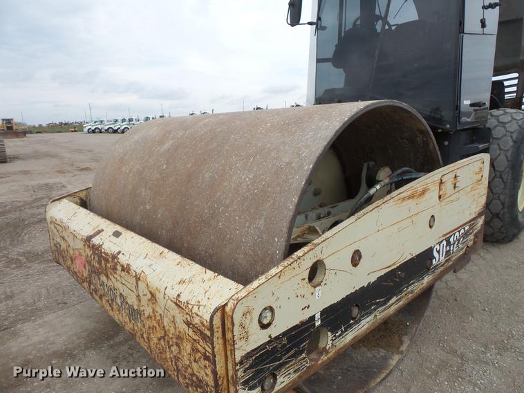 image for item DV9719 2002 Ingersoll Rand SD122DX single drum vibratory roller