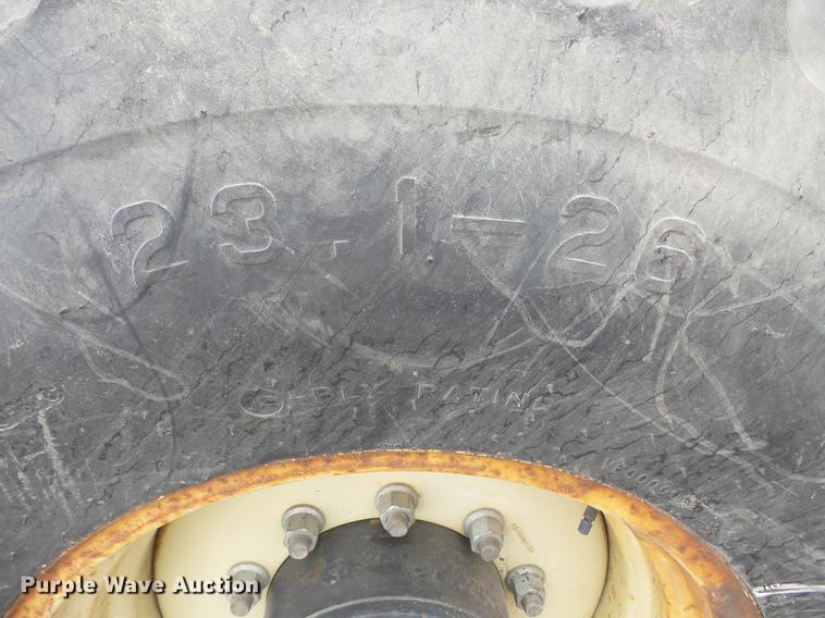 image for item DV9719 2002 Ingersoll Rand SD122DX single drum vibratory roller