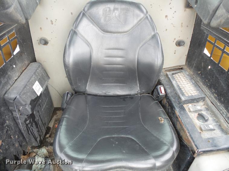 image for item DV9720 2007 Caterpillar 287B skid steer