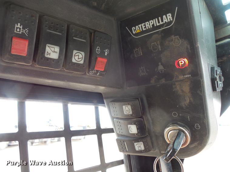 image for item DV9720 2007 Caterpillar 287B skid steer