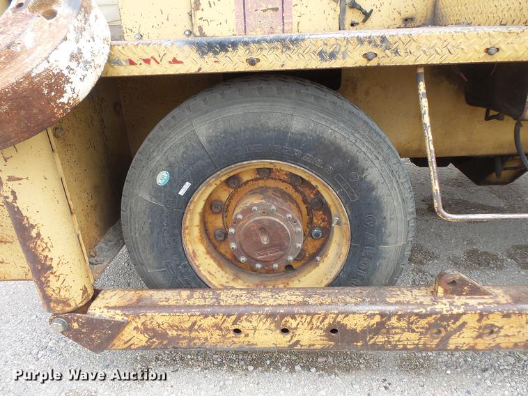 image for item DV9721 Blaw Knox RW-100 road widener