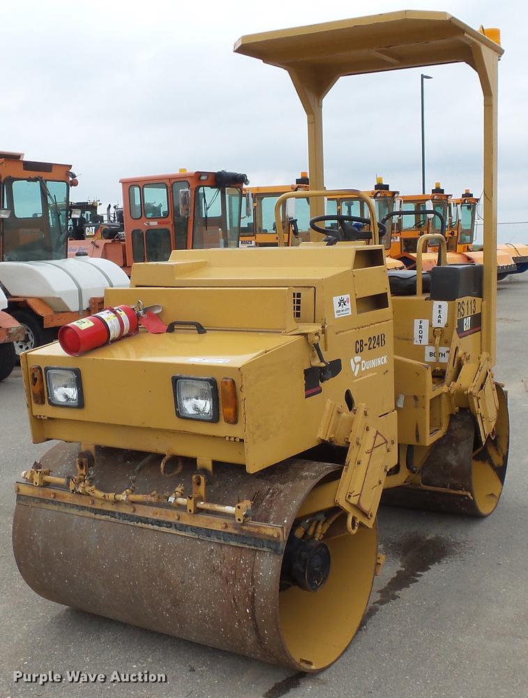 image for item DV9722 Caterpillar CB-224B double drum vibratory roller