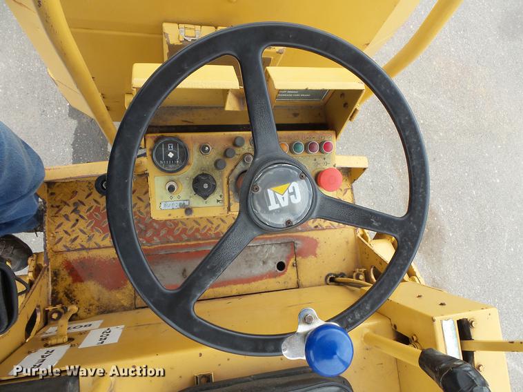 image for item DV9722 Caterpillar CB-224B double drum vibratory roller