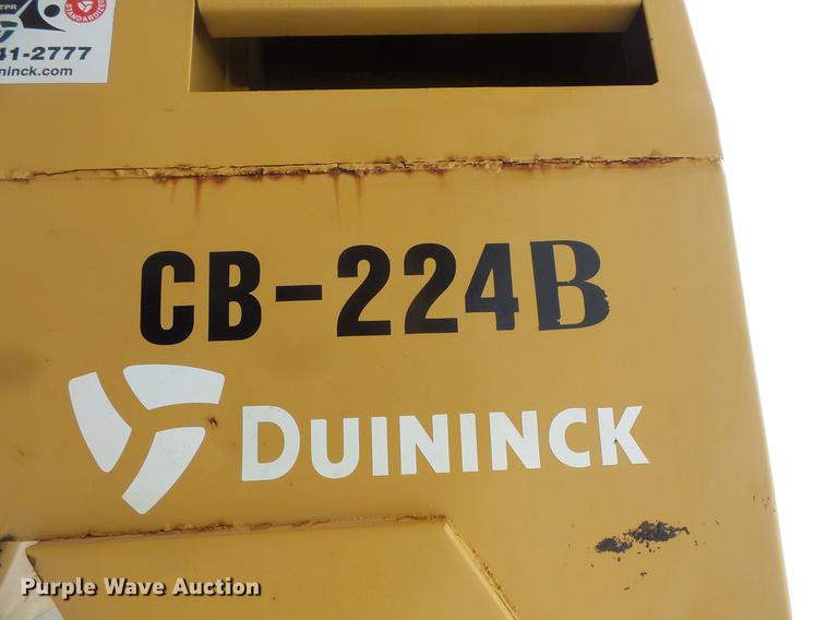 image for item DV9722 Caterpillar CB-224B double drum vibratory roller