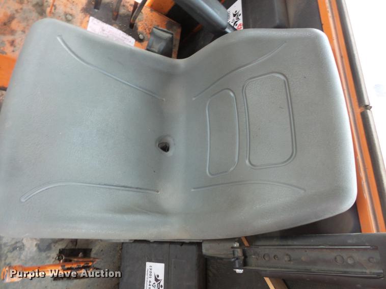 image for item DV9724 1997 Broce Broom RJ-300 broom