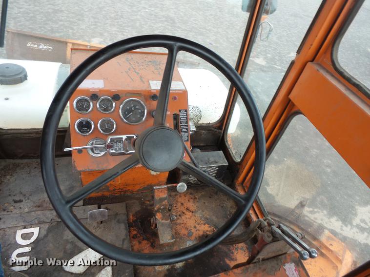 image for item DV9724 1997 Broce Broom RJ-300 broom