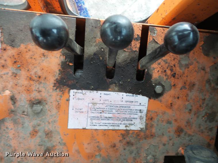 image for item DV9724 1997 Broce Broom RJ-300 broom