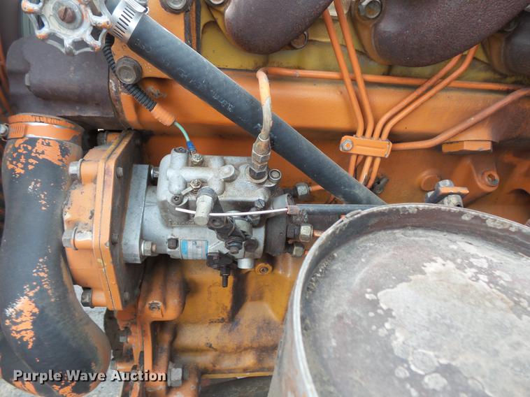 image for item DV9724 1997 Broce Broom RJ-300 broom