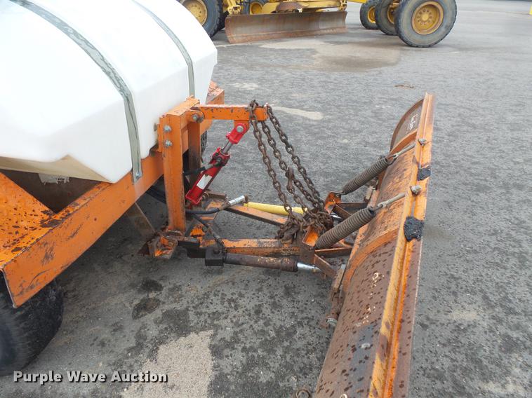 image for item DV9724 1997 Broce Broom RJ-300 broom