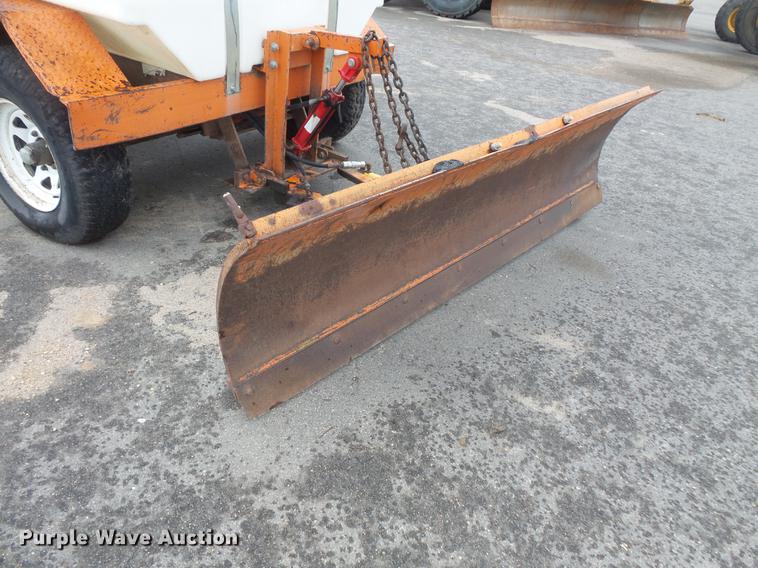 image for item DV9724 1997 Broce Broom RJ-300 broom