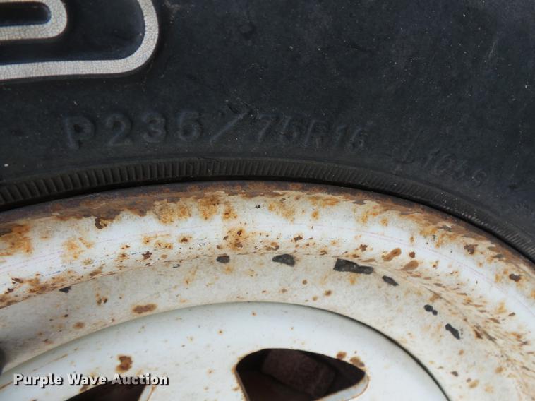 image for item DV9724 1997 Broce Broom RJ-300 broom