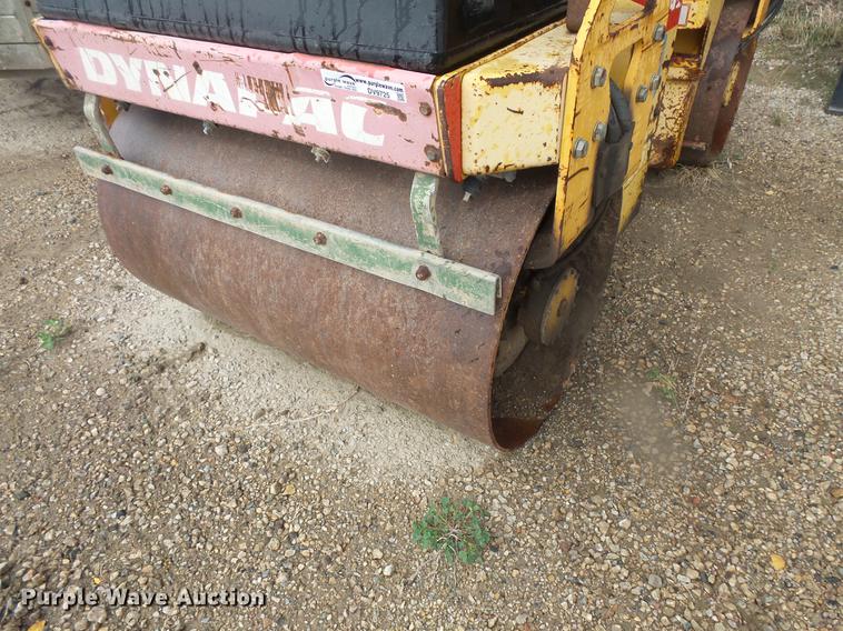 image for item DV9725 1995 Dynapac CC122 double drum vibratory roller