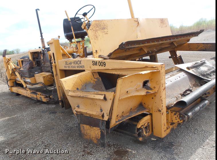 image for item DV9726 Blaw Knox RW-195 road widener