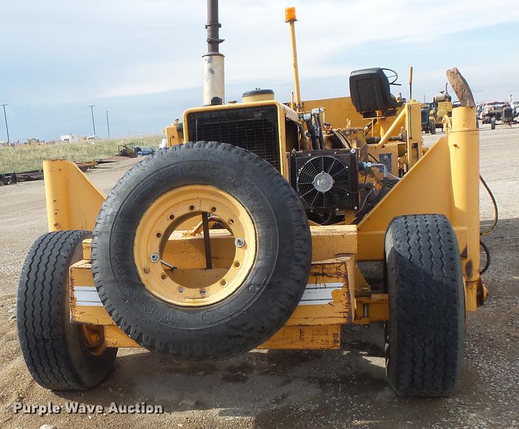 image for item DV9726 Blaw Knox RW-195 road widener